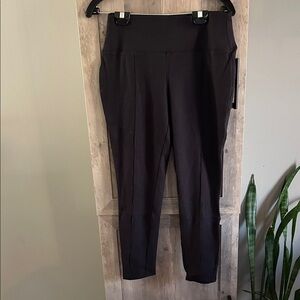 Apt 9 pin-tick slimming black ponte pants